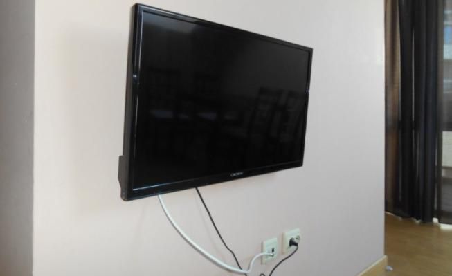 Дава се под наем Тристаен апартамент в София, Дианабад - 105 кв.м за 725 € - Снимка #2