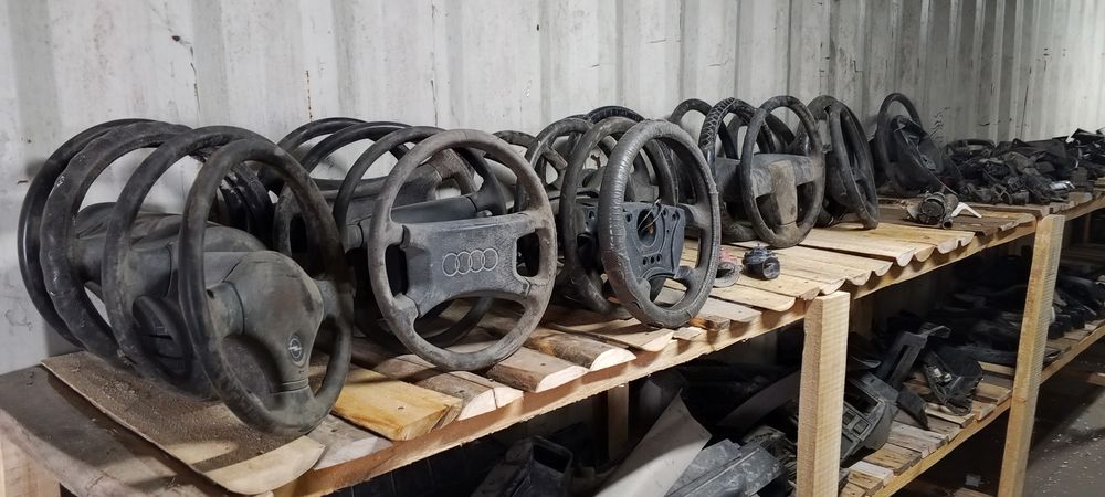 Запчасти ваз , гольф, Тойота ,Ауди,пасат