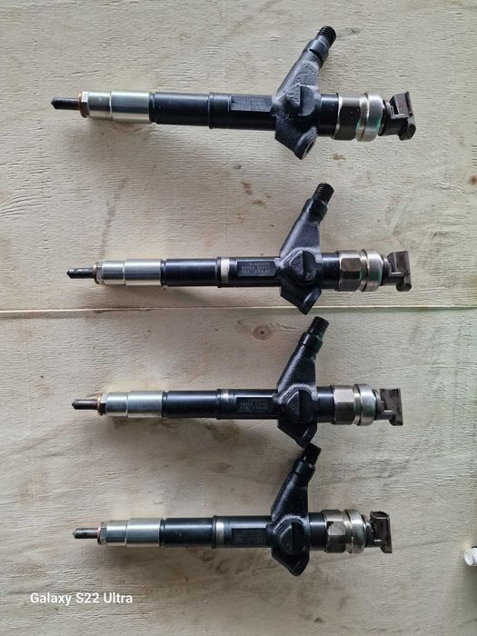 Дюзи  DENSO ES6 4бр. за  NISSAN X-TRAIL I 2.2D 136к.с. 16600 ES60A