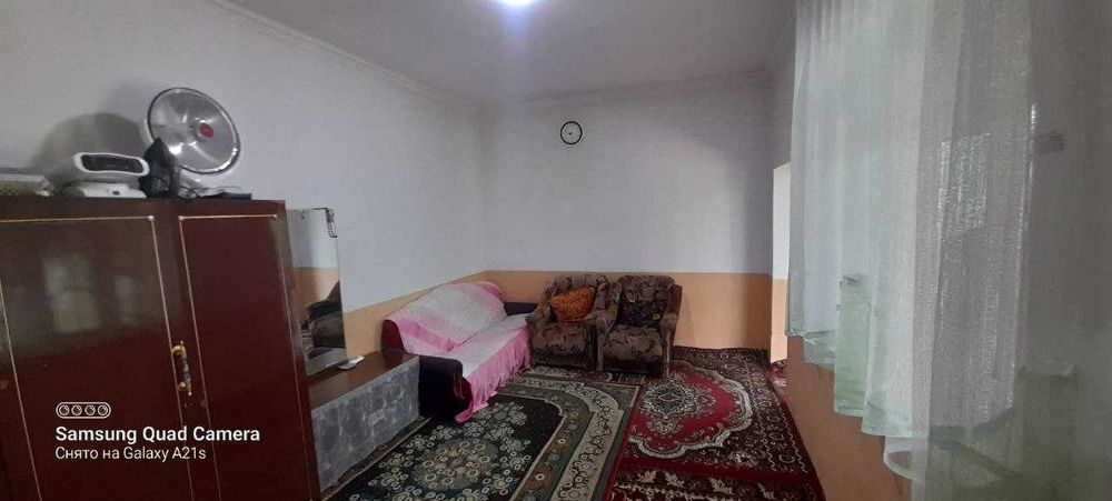 Xumsonda 13 sotix xovli sotiladi. 1 sotixi 10500$