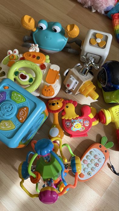 Продам Детские игрушки