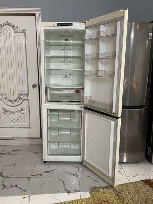 Холодильник с доставкой  Nofrost