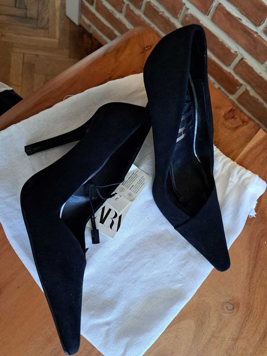 Официални велурени обувки Zara, 38 номер, чисто нови с етикет