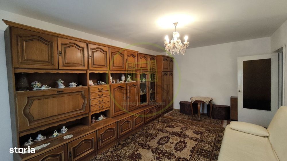 Inchiriere apartament cu 3 camere, decomandat, mobilat-utilat, Decebal