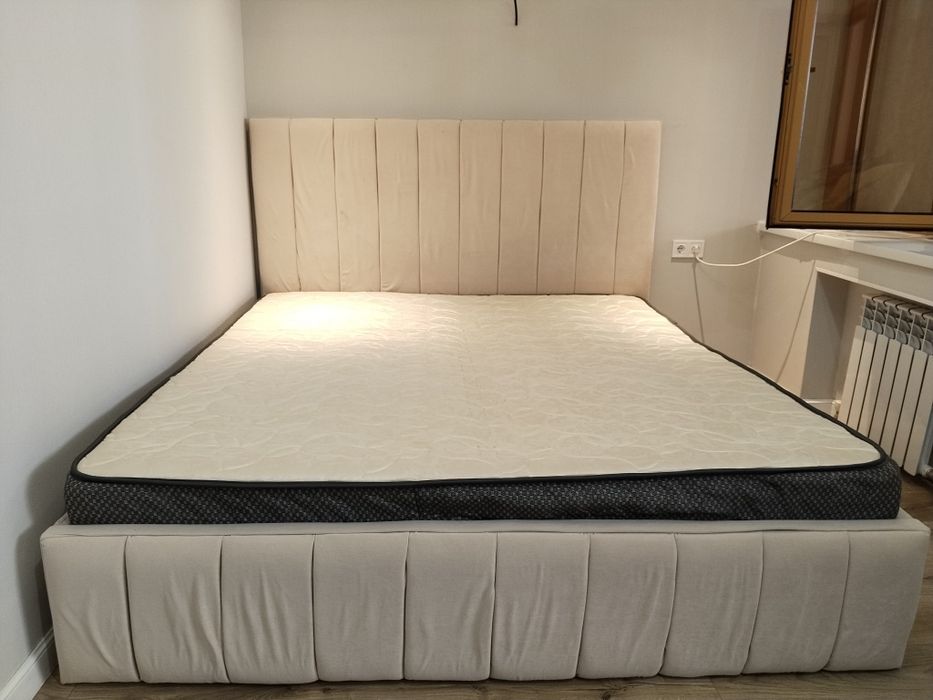 Двухспальная кровать 180*200