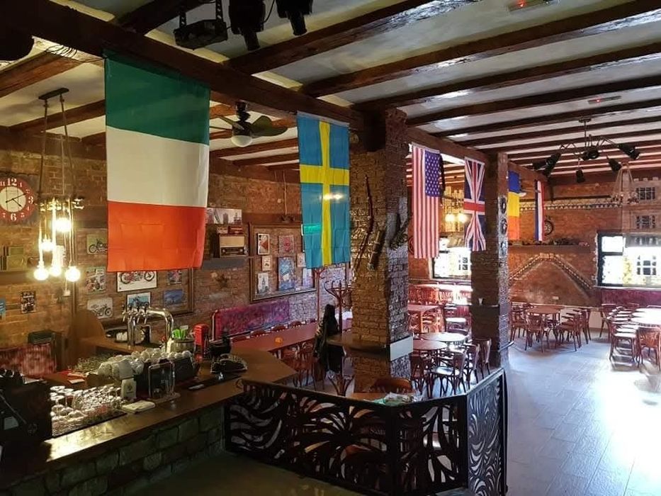 Inchiriez/Vand spatiu comercial Old Bridge Pub