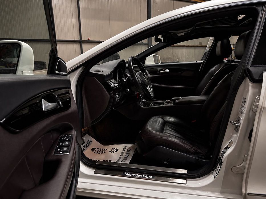 Mercedes-Benz CLS Mercedes-Benz CLS250 •Alb Perlat•