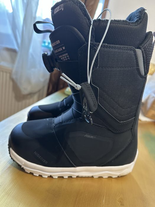 Boots Snowboard Nidecker Cascade W Black EU 37/US 6.5