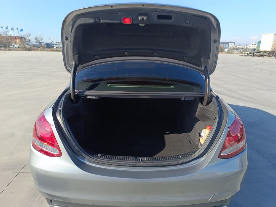 Мерцедес С300 W205