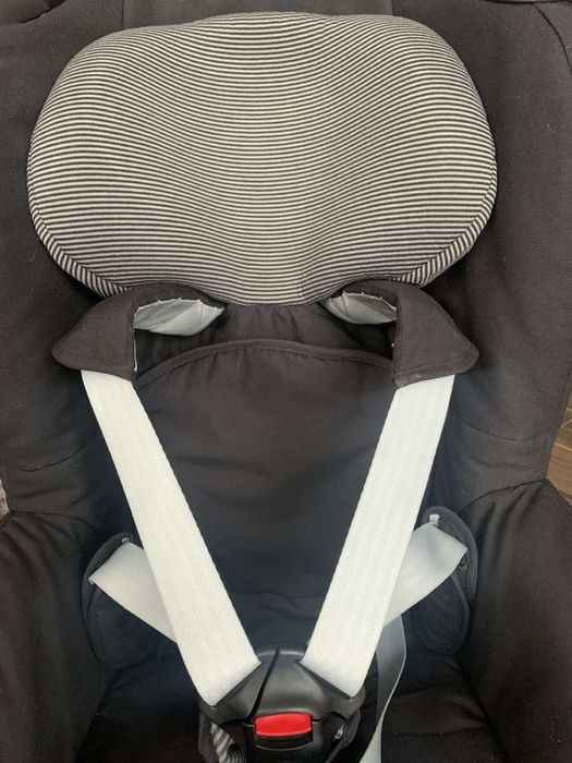 Maxi Cosi Tobi столче за кола