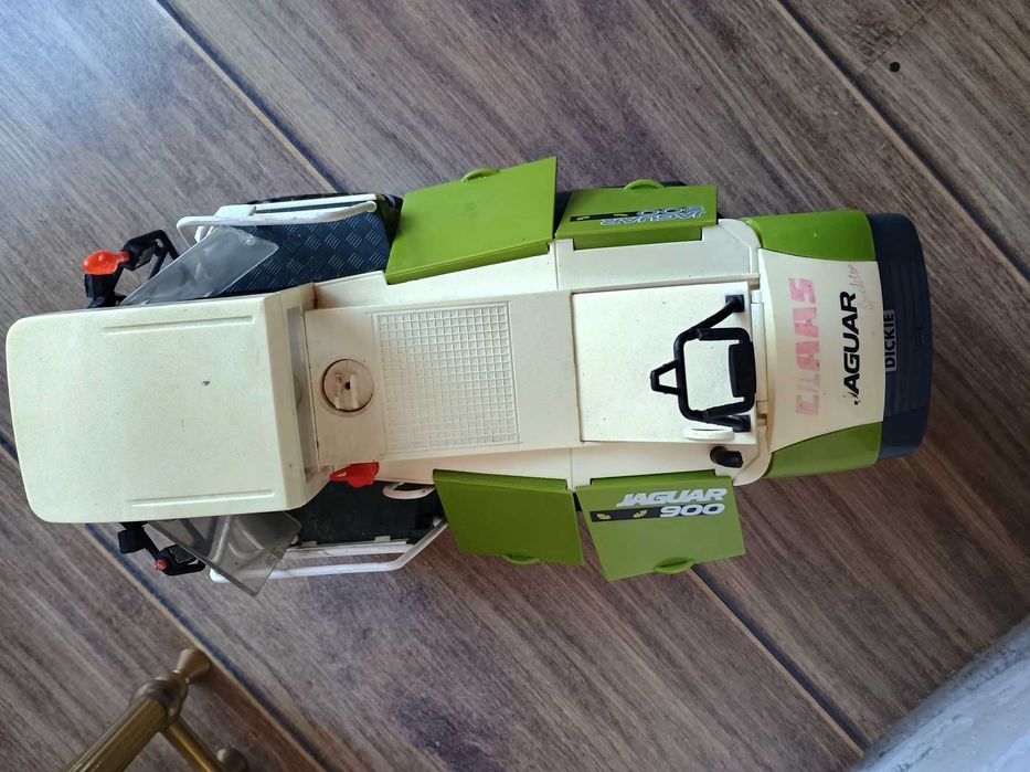 Комбайн CLAAS Jaguar 900 Умален Модел Голяма Играчка