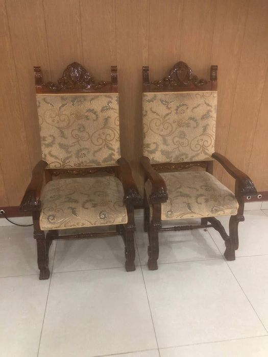 Консоль с инкрустацией, Румыния, красное дерево.