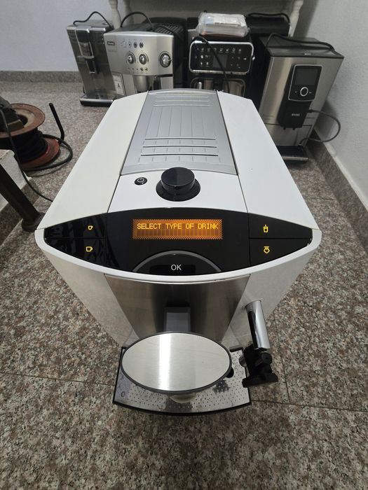Кафемашина Miele Cm5100