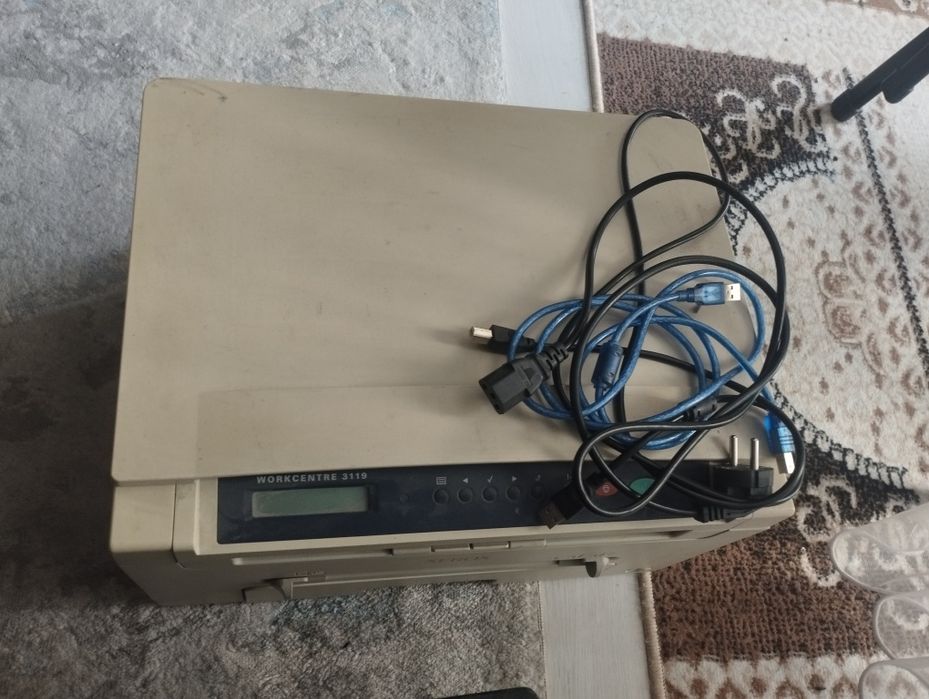 Продам принтер 3*1 один canon, второй xerox,