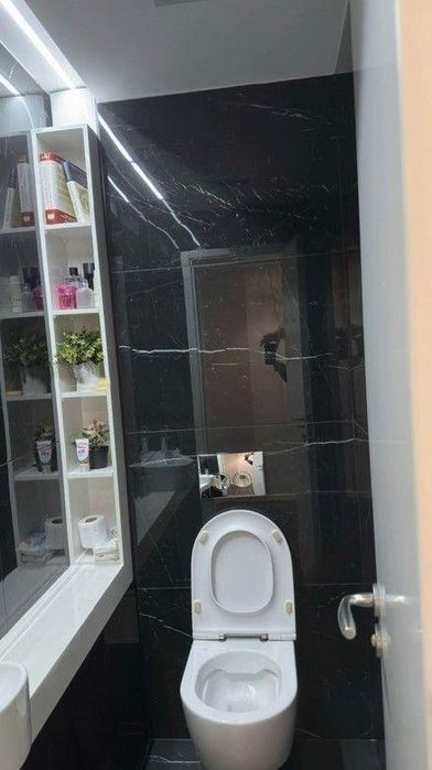 Дава се под наем Тристаен апартамент в София, Изгрев - 110 кв.м за 1350 € - Снимка #4