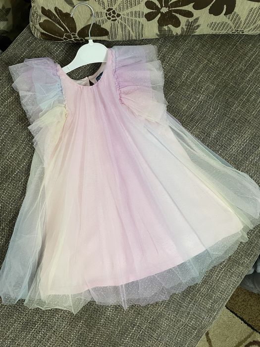 Нарядные платья для девочки 2-3 года