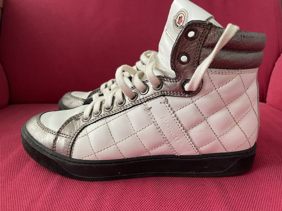 Vand incaltari Moncler 38