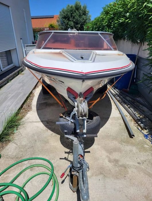 Barcă+motor+peridoc