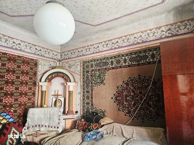 Vand Apartament tip casa