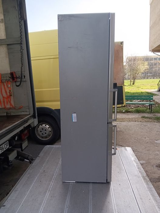 Огромен XXL иноксов комбиниран хладилник с фризер Сименс Siemens No Frost A+++ 2 години гаранция!