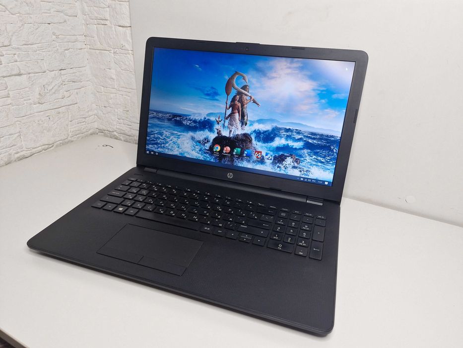 Hp core i3-6. Батарею держит 150 мин