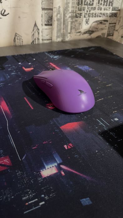 Продам игровую мышь darmoshark m3s