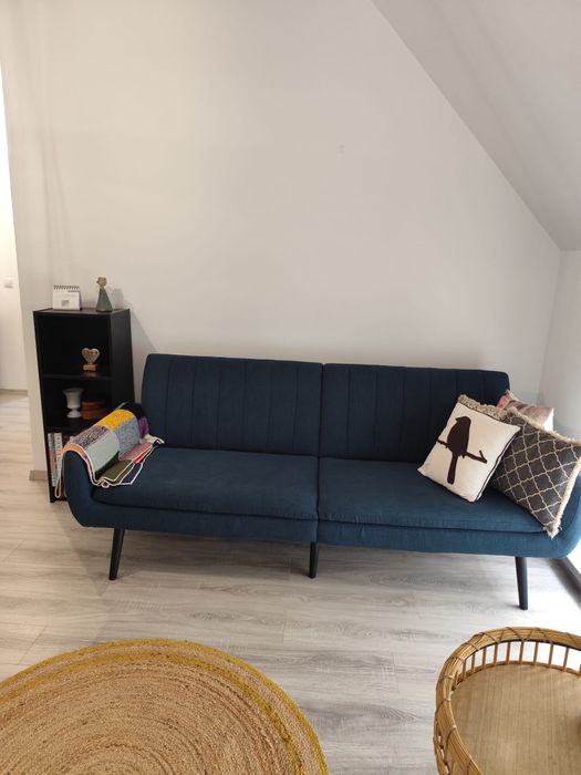 Inchiriez apartament