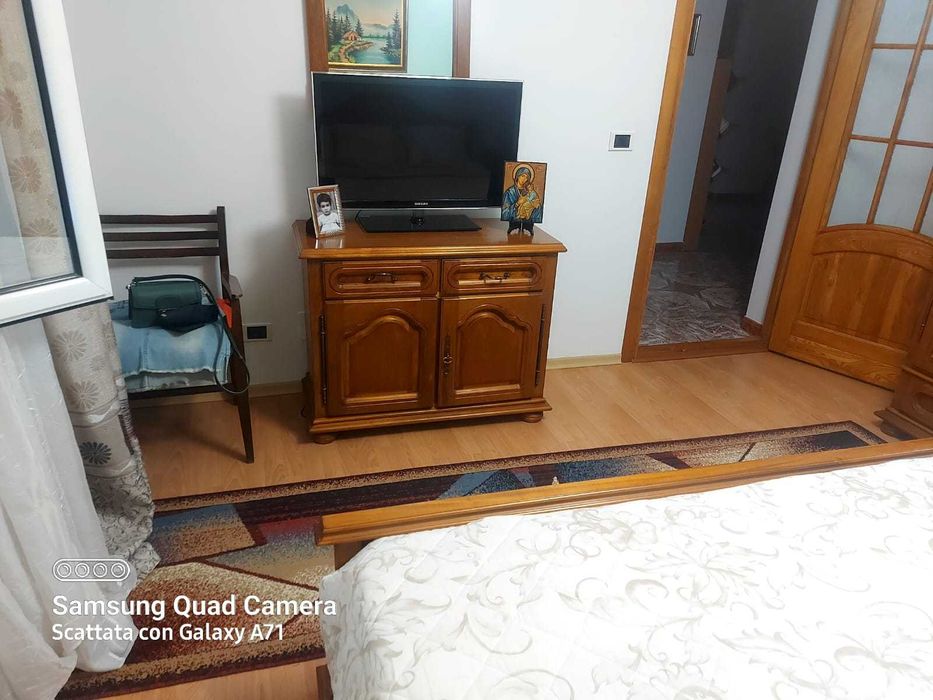 Dormitor din lemn masiv – set complet