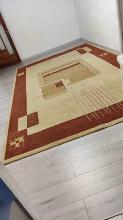 Продам шерстяной палас