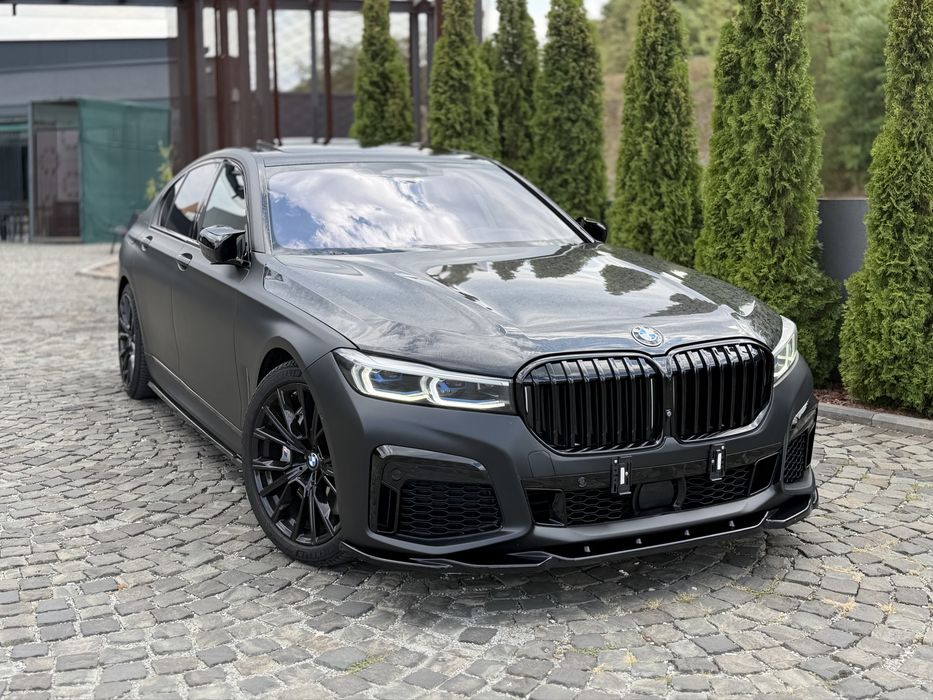 Bmw 750i xDrive/M-Sport/Maxton Design/Individual Schimb-Variante