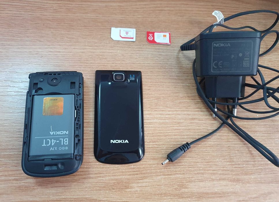 Telefon Nokia 2720 clapeta taste butoane necodat seniori ca nou