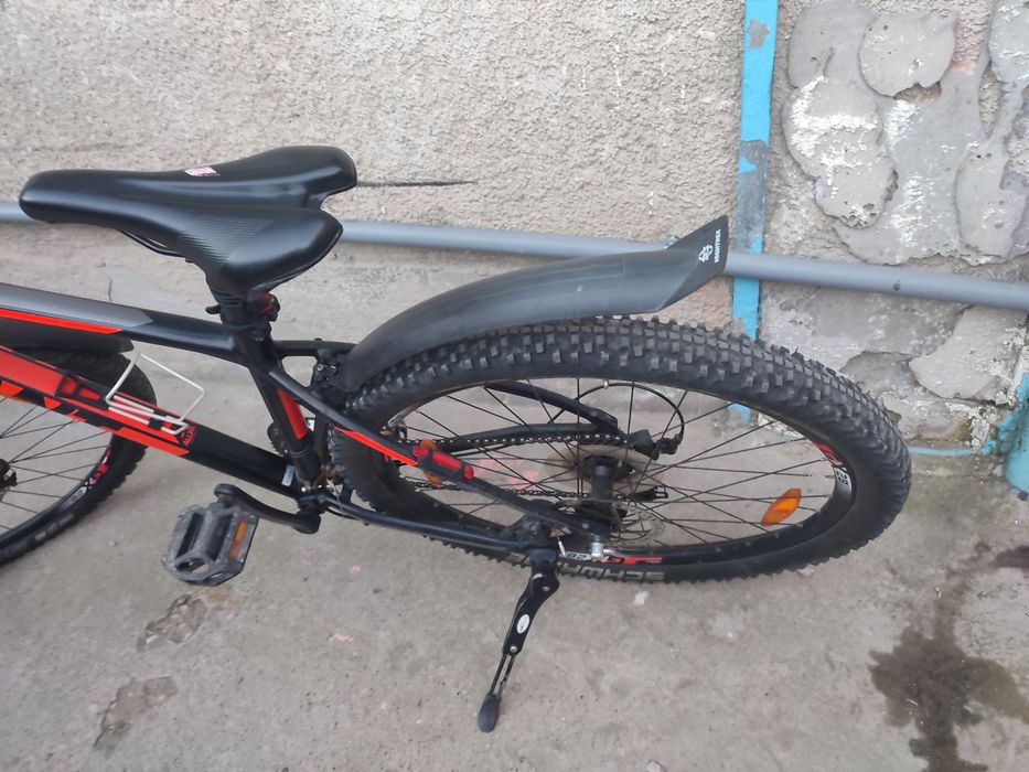 Vând asu schimb cu un telefon