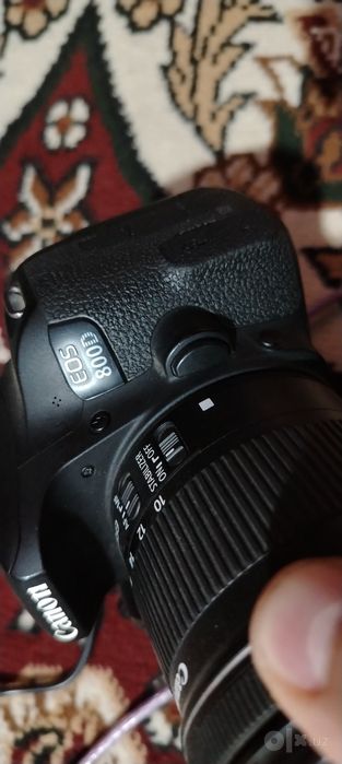 Canon 800D tiniq holatda