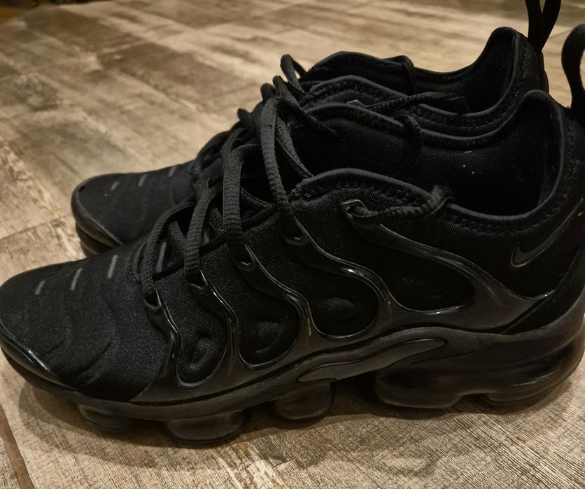 Номер 40 стелка 25 см.NIKE