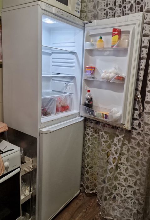 Холодильник Бирюса