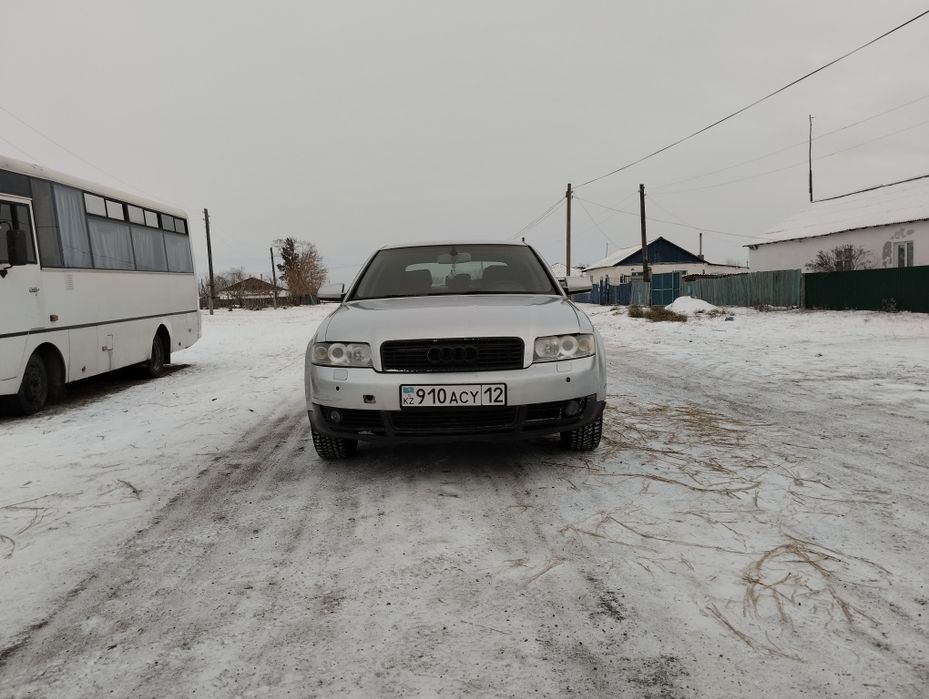 Продам Ауди А4 срочно