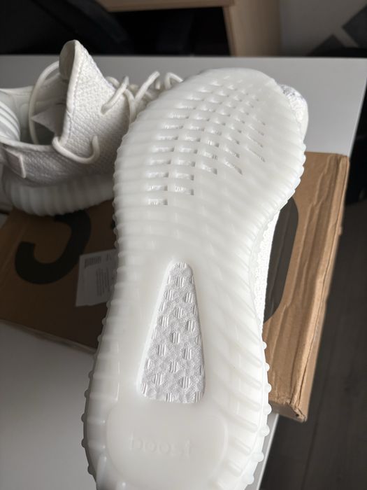 Adidas Yeezy Boost 350 V2 Cream White - Mărimea 44