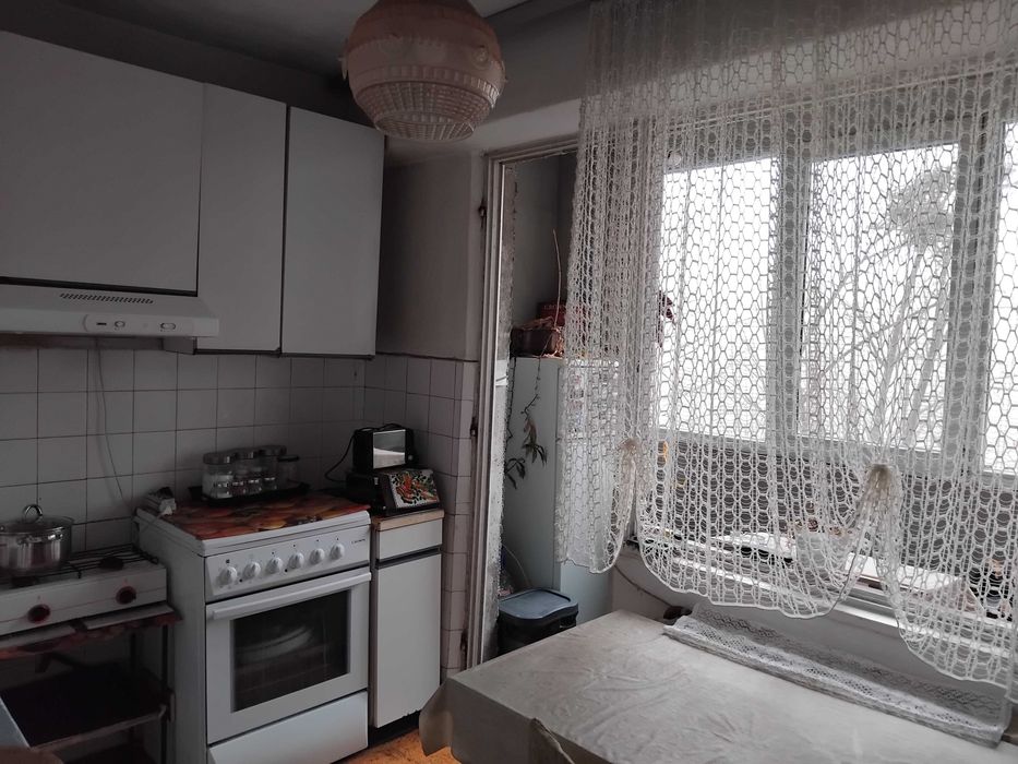 Продавам 2-стаен, Здравец север