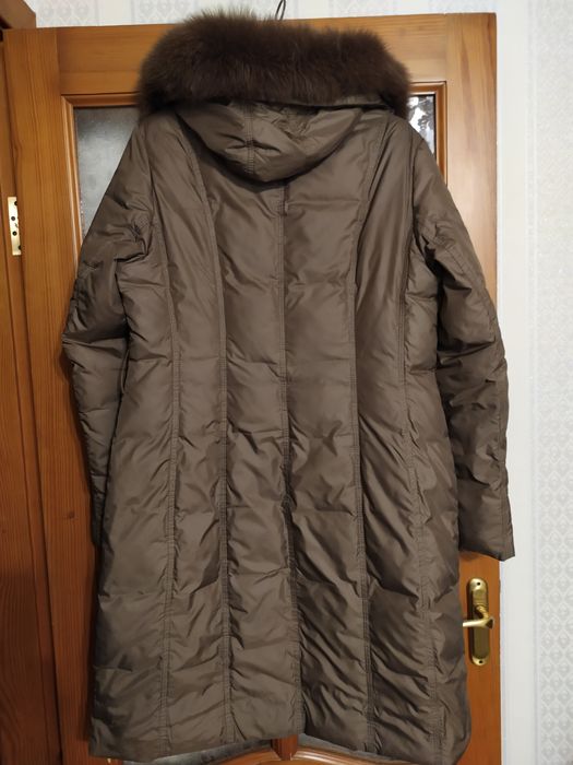 Пуховик зимний женский