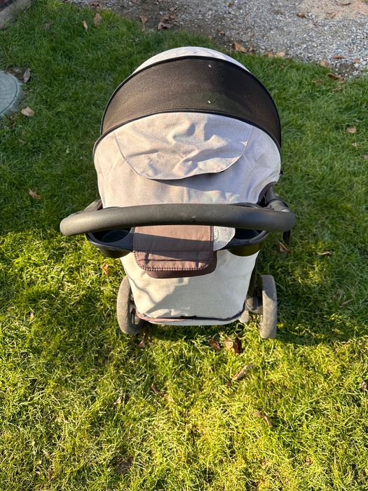 Коляска  прогулочная joie