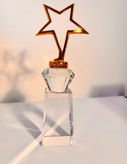 Статуэтка кубки медаль награды