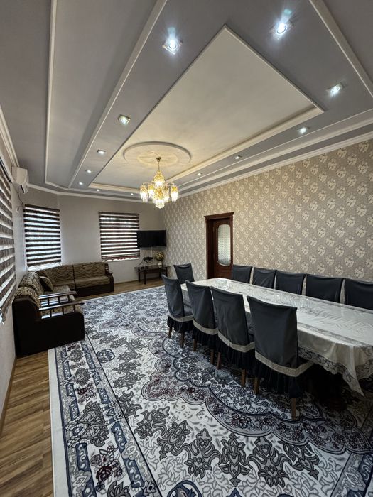 Yozning issiq kunida dam olish uchun fayzli dachamizga marhamat!