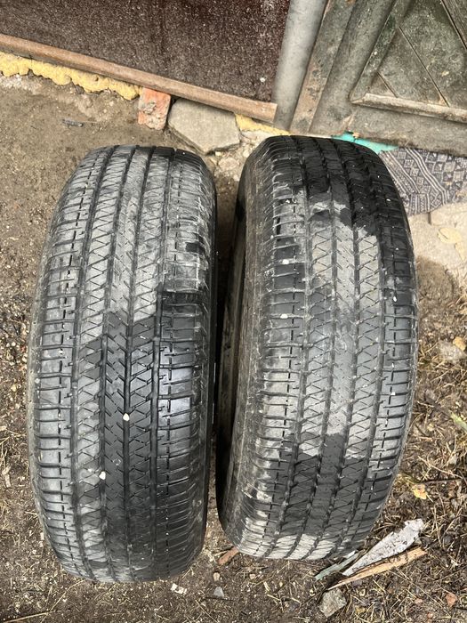 Продавам гуми Bridgestone dueler