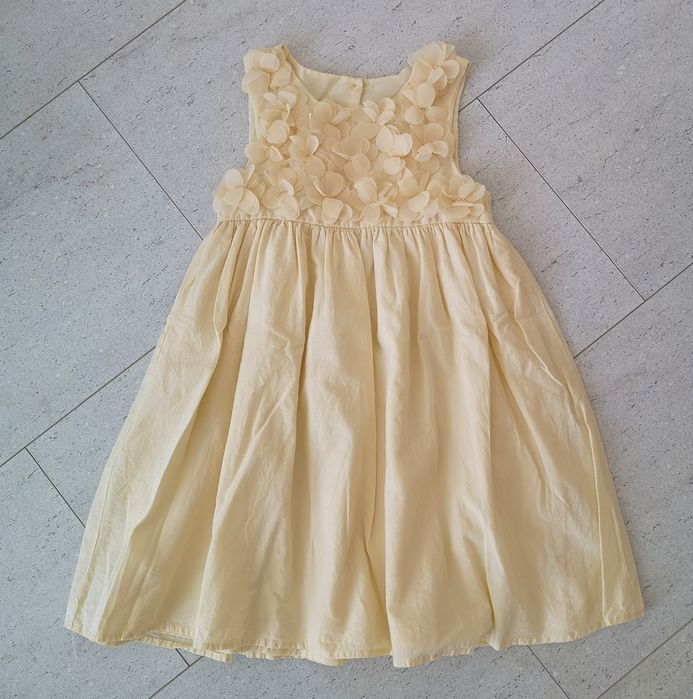 Детска рокля ZARA в ярко зелено размер 128