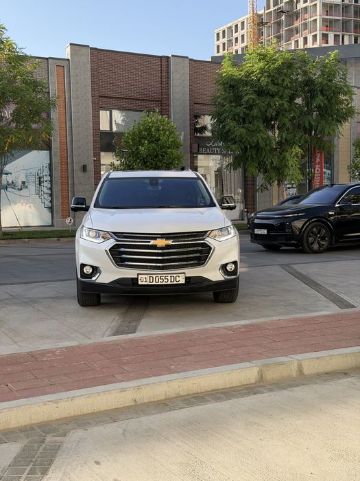 Продается автомобиль Траверс 2021 года пробег 40.000
