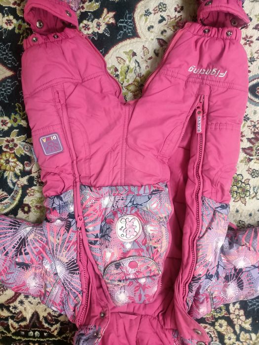 Продам комбинезон зимний