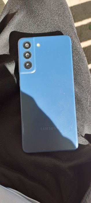 Продается samsung s 21 fe 256 гб