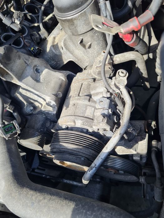 Compresor Aer Conditionat / AC BMW Seria 5 2008 520D