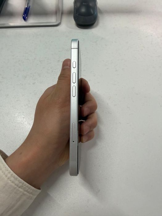 Iphone 16 128gb белый