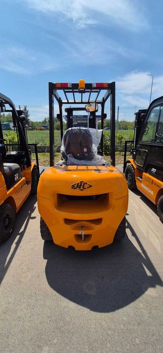 Дизельный вилочный погрузчик CPCD30-AG2